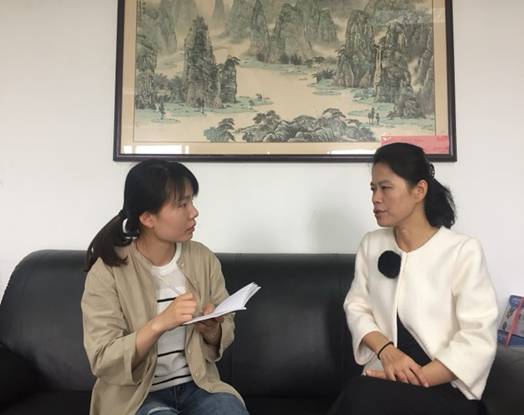苏玉菊副院长在与人才交流(一).jpg